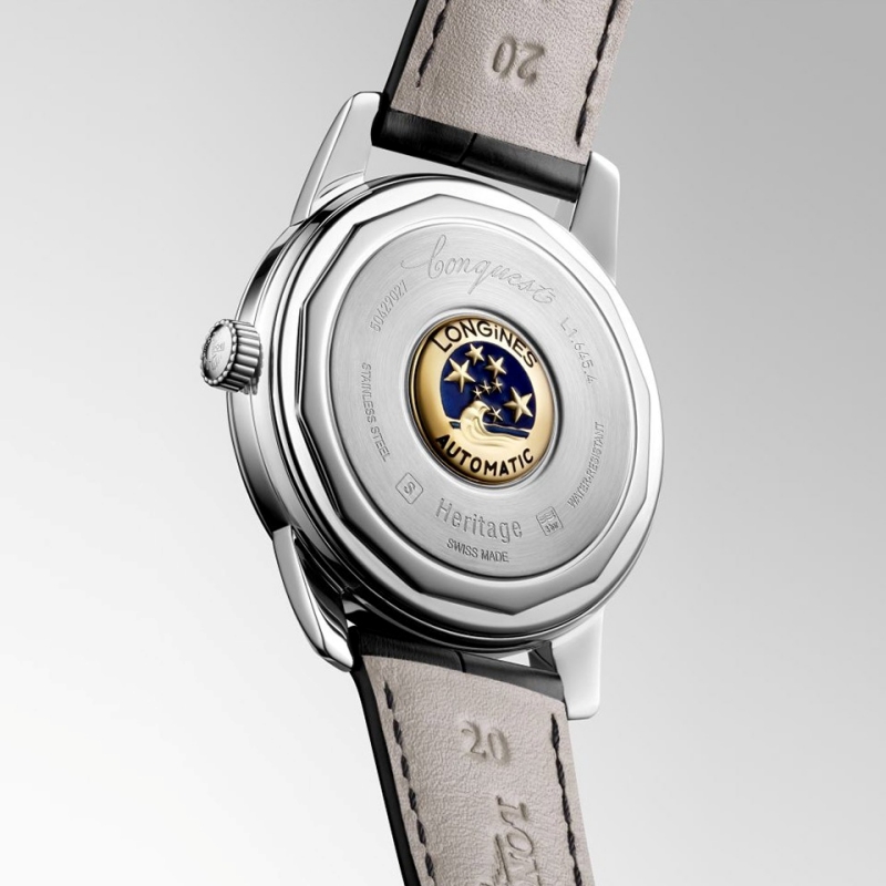 Mặt đáy độc đáo của Longines L1.645.4.75.4