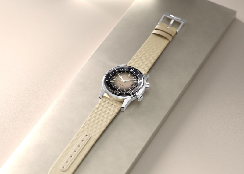 Tổng quan Longines L3.774.4.30.2