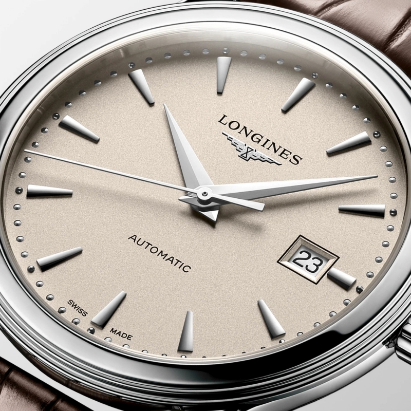 Chi tiết mặt số Longines L4.984.4.79.2