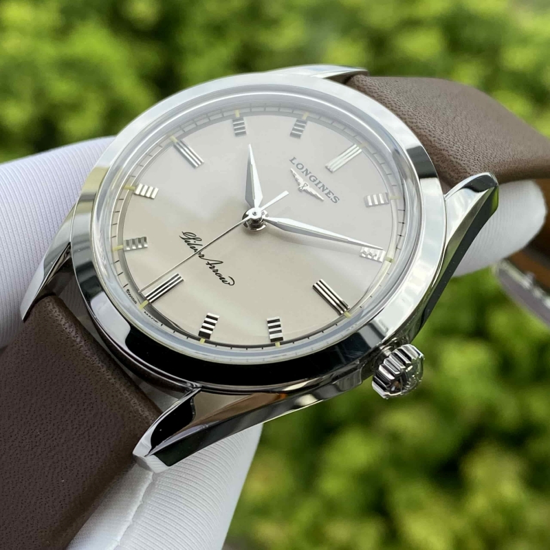 Chi tiết mặt số Longines L2.834.4.72.2