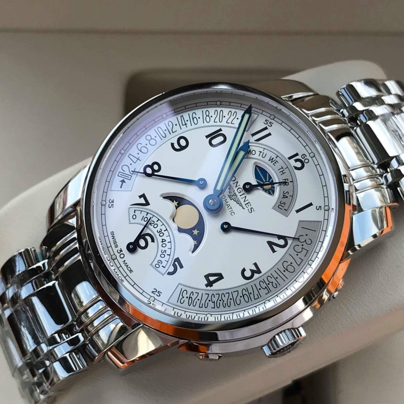 Chi tiết mặt số Longines L2.764.4.73.6