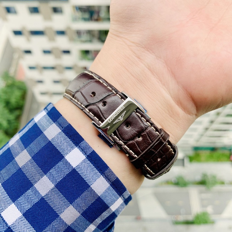 Dây và khóa đồng hồ 