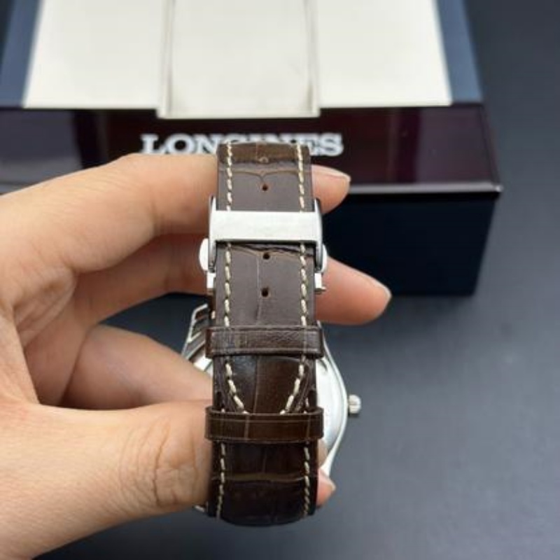 Dây và khóa đồng hồ 